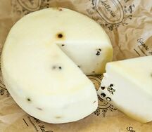 Качотта со смесью перцев