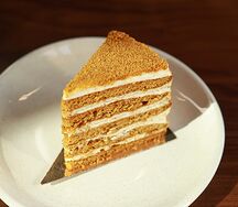 Торт Медовик