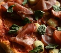 Мясная с пепперони и коппой