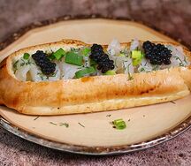 Пирог с маринованным судаком
