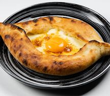 Хачапури по-аджарски