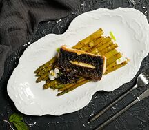 Филе черноморской кефали со спаржей