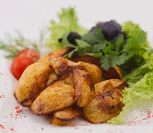 Картофельные дольки с кожурой