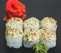 Ролл Сакуми