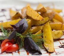 Картофельные дольки запеченные с прованскими травами