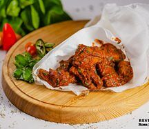 Куринные крылышки обжаренные с острым соусом Чилли