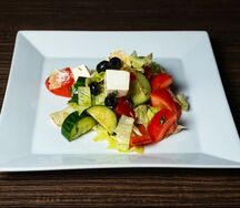 Греческий с сыром Брынза