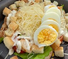 Цезарь с курицей