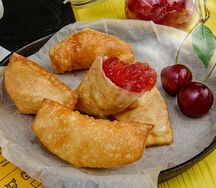ЧебурекМи с вишневым джемом