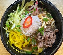 Холодный суп Кукси с говядиной и фунчозой