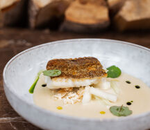 Палтус с кремом из топинамбура