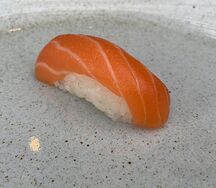 Суши Лосось