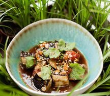 Баклажаны вок с томатами су-вид