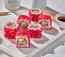 Калифорния с лососем хрустящий