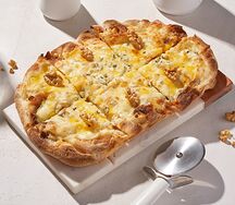 Римская пицца Четыре сыра