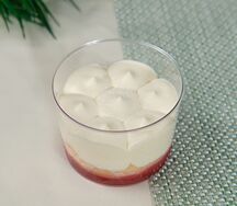 Пирожное Клубника со сливками