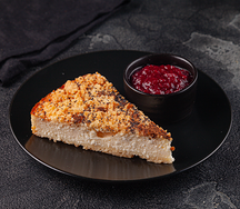 Творожная запеканка с песочным тестом