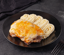 Свинина по-французски с картофельным пюре