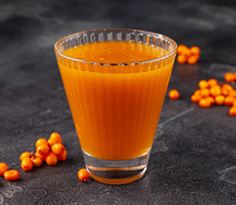 Холодный чай с облепихой