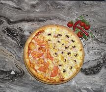 Инь-янь (курица, помидор, ветчина, грибы)