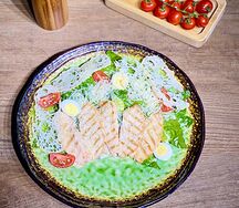 Цезарь с куриным филе