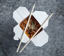 Соба с говядиной и овощами