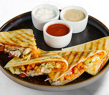 Кесадилья с курицей