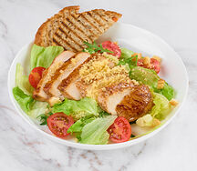 СалатЦезарь с курицей