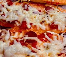 Багет с сыром и овощами