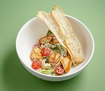 Цезарь с курицей