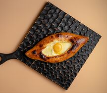 Хачапури по-аджарски