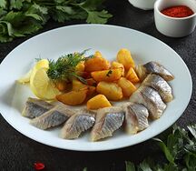 Сельдь с картофелем