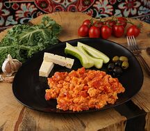 Яичница с томатами