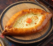 Хачапури по-аджарски