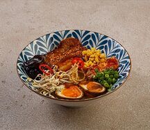 Special рамен с глазированной свининой