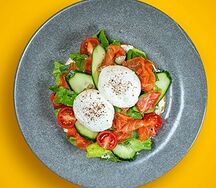 Завтрак с лососем и крем-чиз