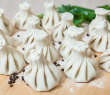 Хинкали с говядиной и свининой