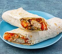 Люля-кебаб из курицы в лаваше