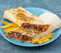 Шаурма с говядиной и картошкой фри