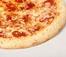 Пепперони на пышном тесте 