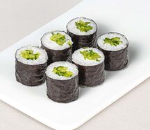 Ролл с огурцом