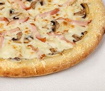 Пикантный цыпленок Сулугуни на пышном тесте