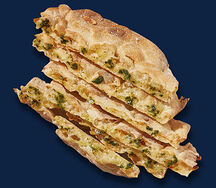 Фокачча с песто и пармезаном