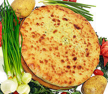 Осетинский пирог с картошкой и зеленым луком