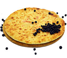 Осетинский пирог со смородиной