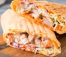 Шаурма в сырном лаваше