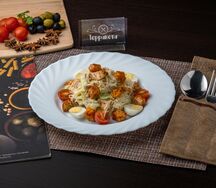 Салат Цезарь с курицей