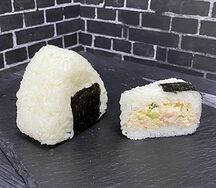 Онигири с креветкой