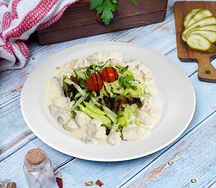 Салат из куриного филе с белыми грибами