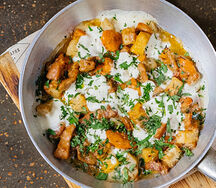 Рагу из кролика с сыром страккино